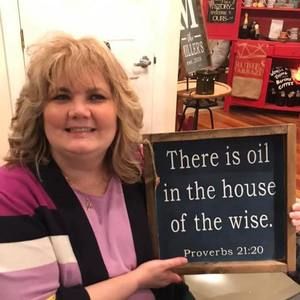 Meet your Posher, Yolanda